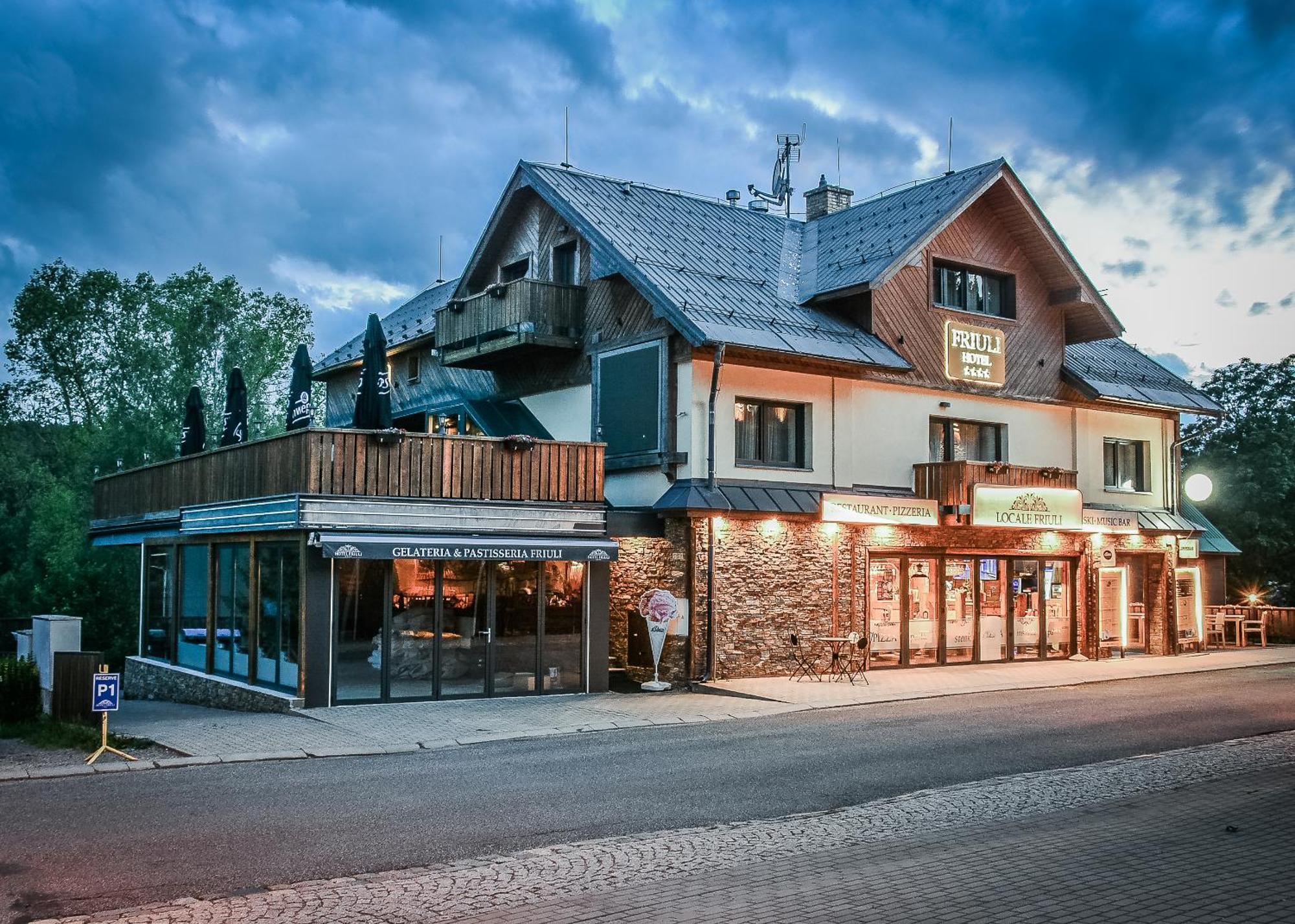 Hotel Friuli 하라포프 외부 사진